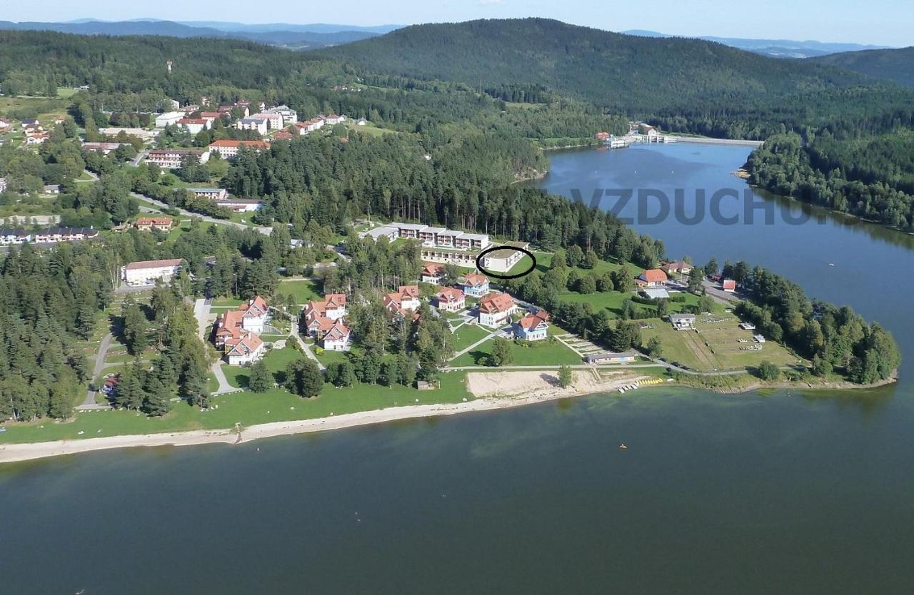 Apartman Lipno A12 ลิปโนนัดเวิลตาวู ภายนอก รูปภาพ